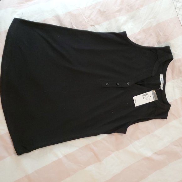 Ricki's Sleeveless Henley T-shirts (2 for 1) - Picture 3 of 5